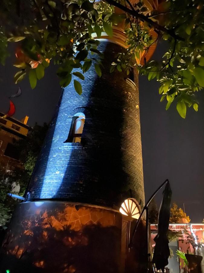 Water Tower Budapest 1097 Eksteriør billede